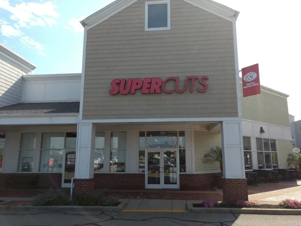 SUPERCUTS — Hair salon in Canton